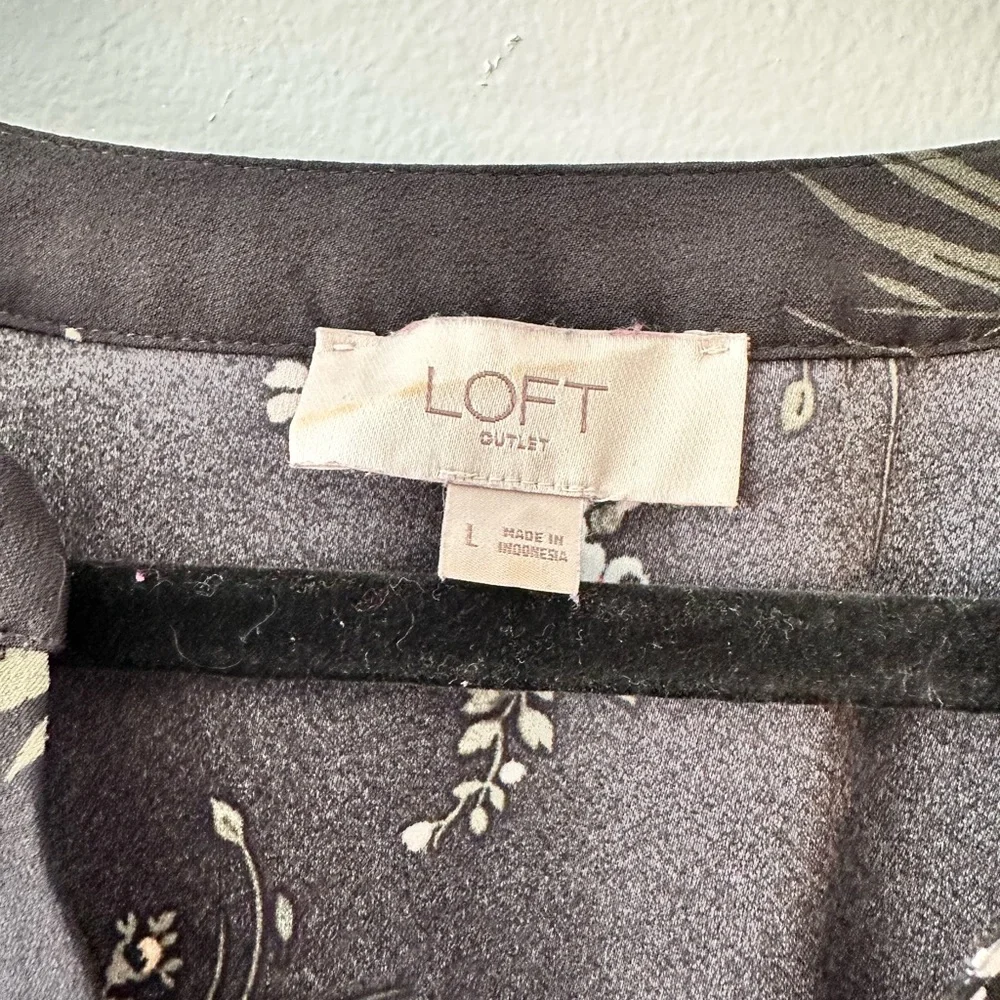 LOFT Outlet | Black Floral Dress - Picture 3 of 6